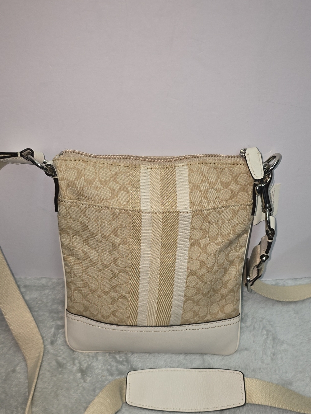 NWT Coach 'Legacy Stripe' Signature Swingpack - Picture 3 of 11